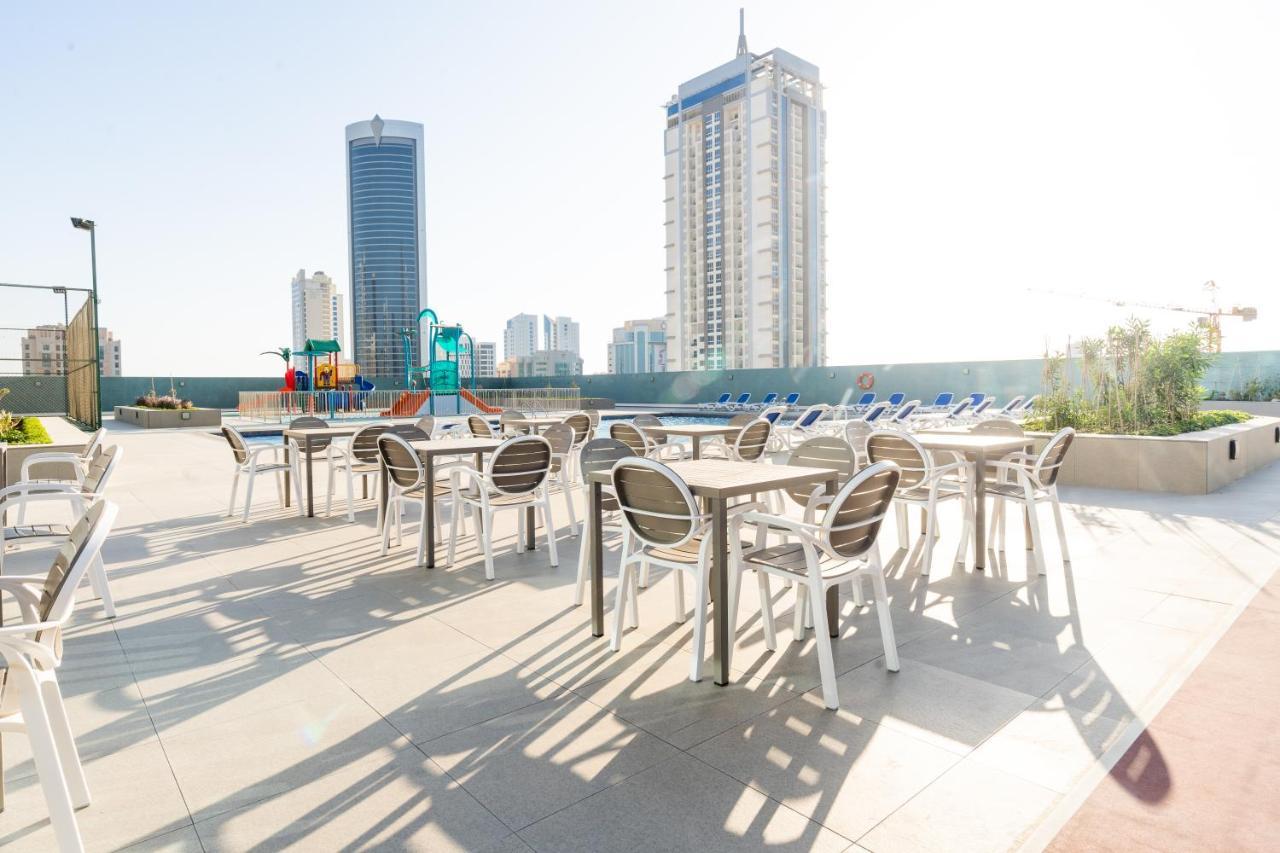 S Plaza Suites Hotel Seef Екстериор снимка