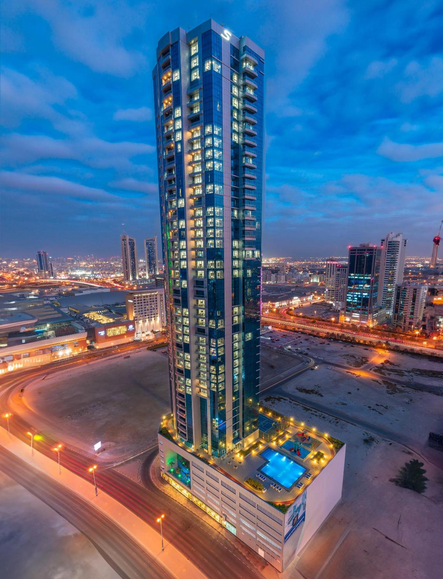 S Plaza Suites Hotel Seef Екстериор снимка