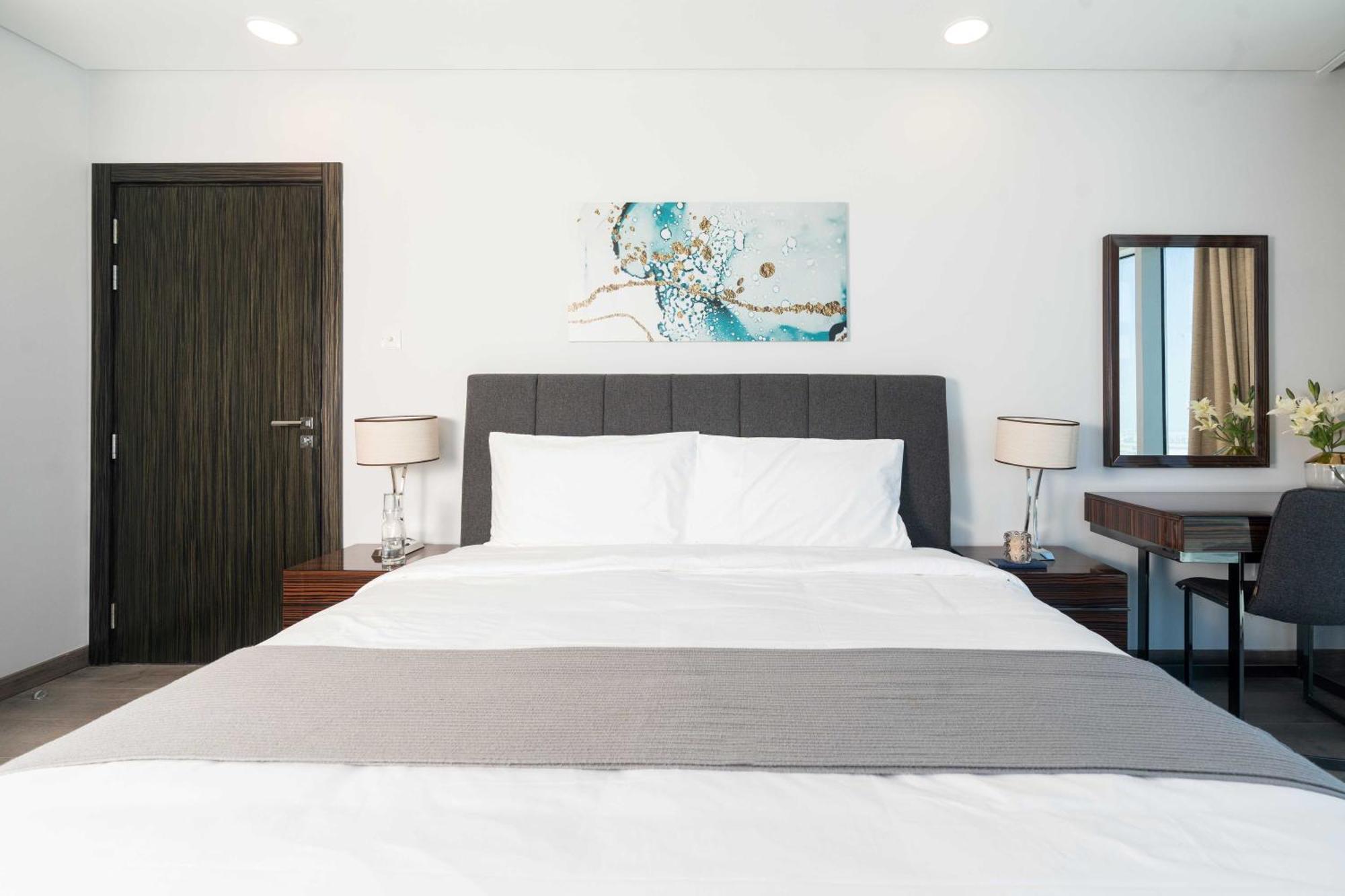 S Plaza Suites Hotel Seef Екстериор снимка