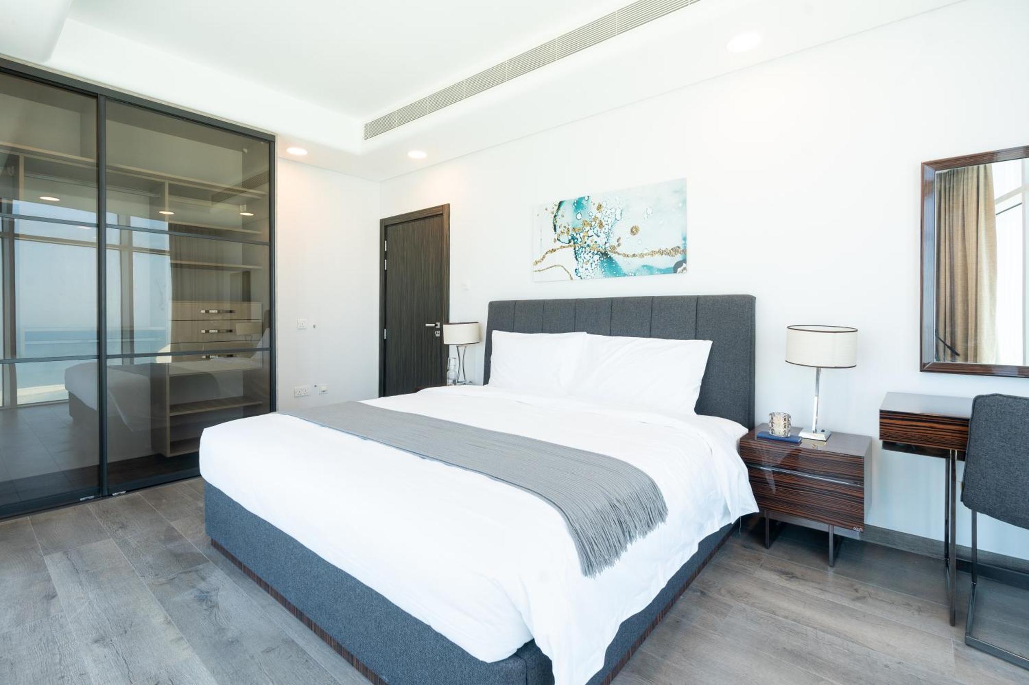 S Plaza Suites Hotel Seef Екстериор снимка